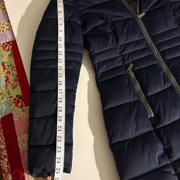 Womens TanJay Navy Puffer Coat with Faux Fur Trim, Sz S, great condition. - Picture 13 of 13